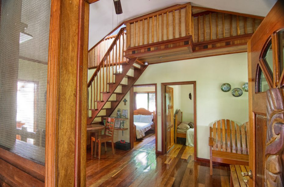 Vacation Home Rentals in Belize