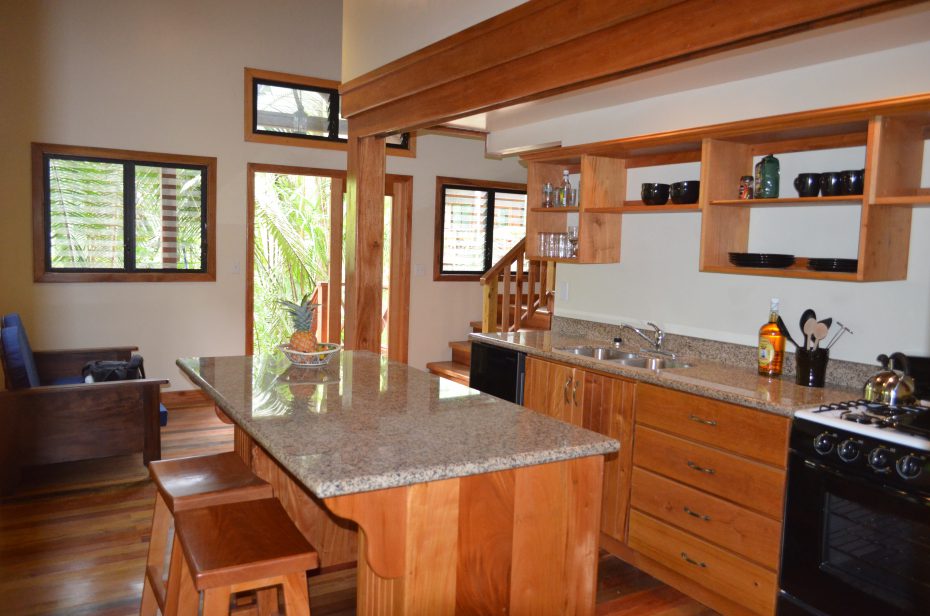 belize off grid homes