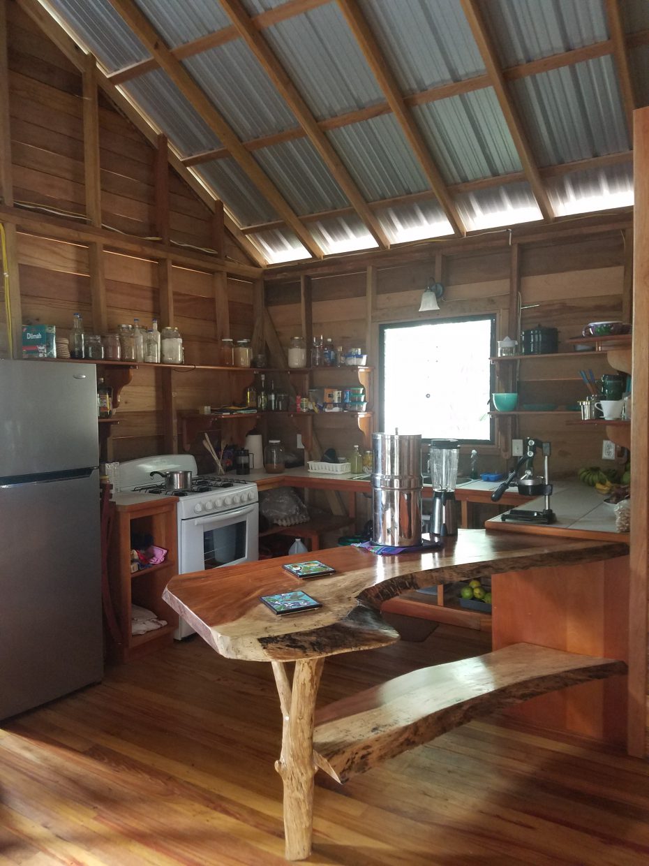 belize off grid homes