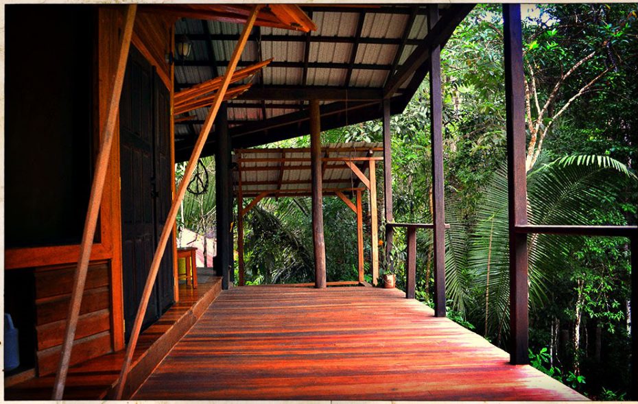 living in belize